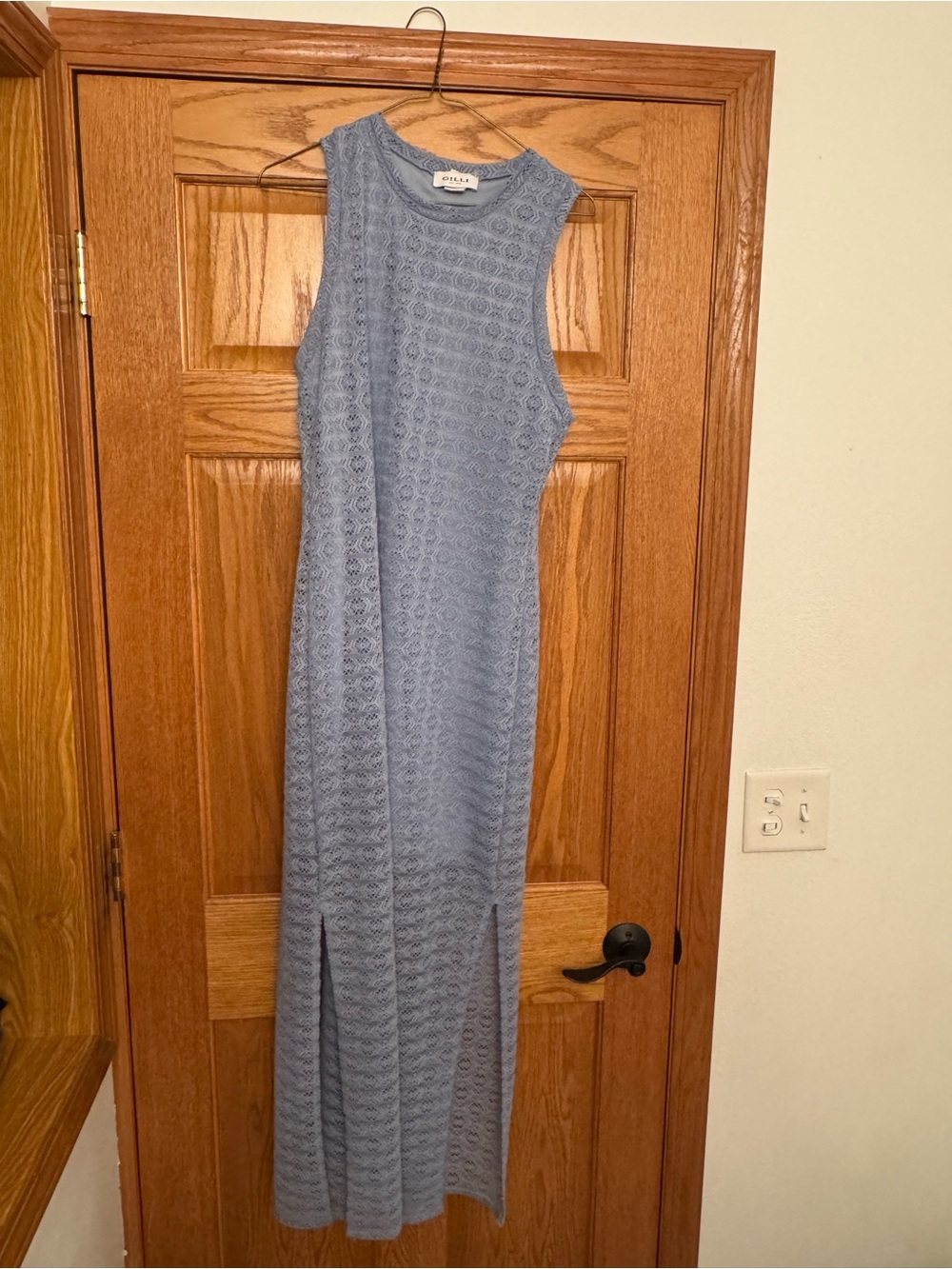 Gilli Women’s Large Blue Sleeveless Maxi Dress Never worn!